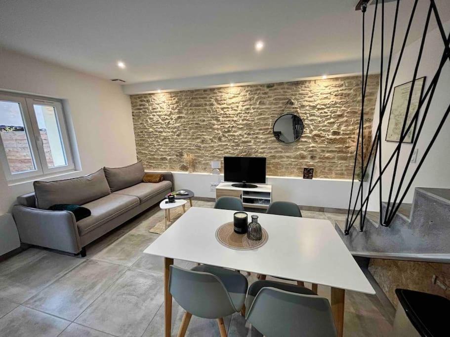 Grange Renovee En Duplex Idealement Situee Crêches-sur-Saône Extérieur photo